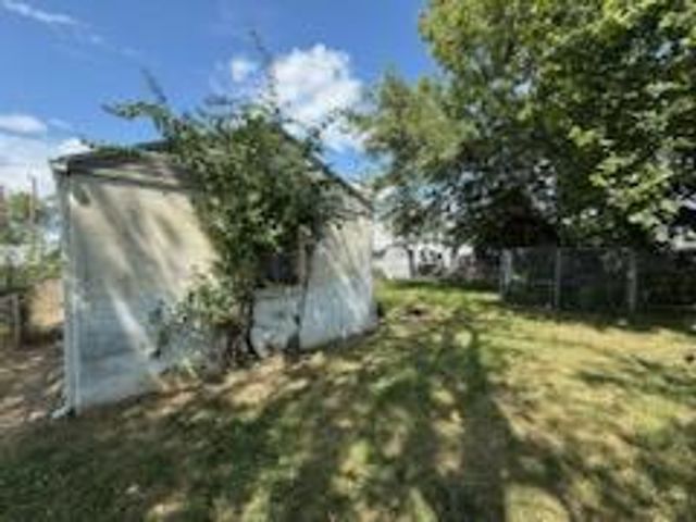 2219 Suncrest Drive, Columbus, OH 43223
