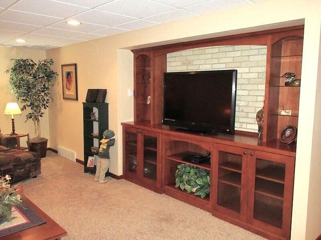 1619 Sandstone LANE, Howards Grove, WI 53083