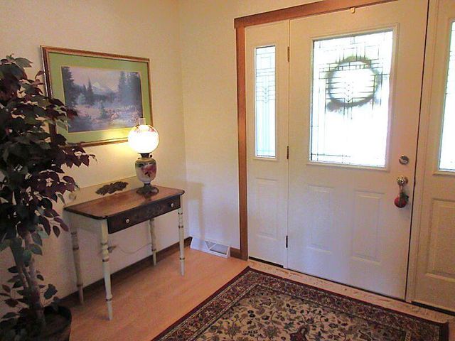 1619 Sandstone LANE, Howards Grove, WI 53083