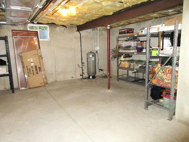 1619 Sandstone LANE, Howards Grove, WI 53083