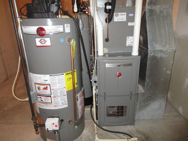 1619 Sandstone LANE, Howards Grove, WI 53083