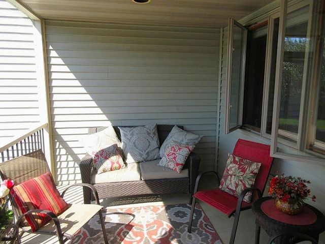 1619 Sandstone LANE, Howards Grove, WI 53083