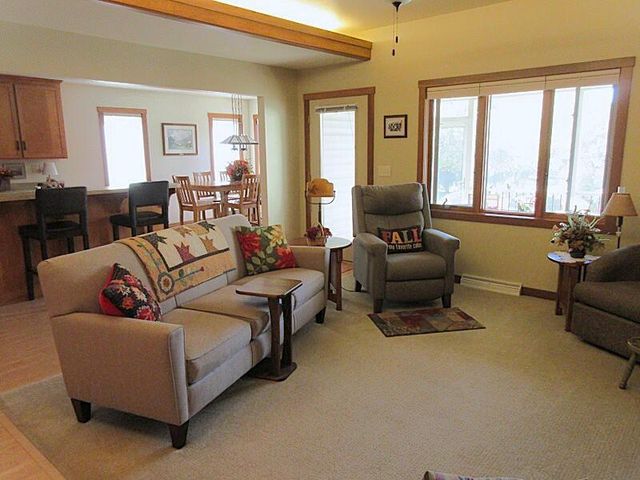 1619 Sandstone LANE, Howards Grove, WI 53083