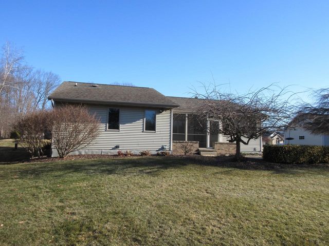 1619 Sandstone LANE, Howards Grove, WI 53083