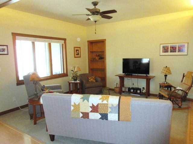 1619 Sandstone LANE, Howards Grove, WI 53083