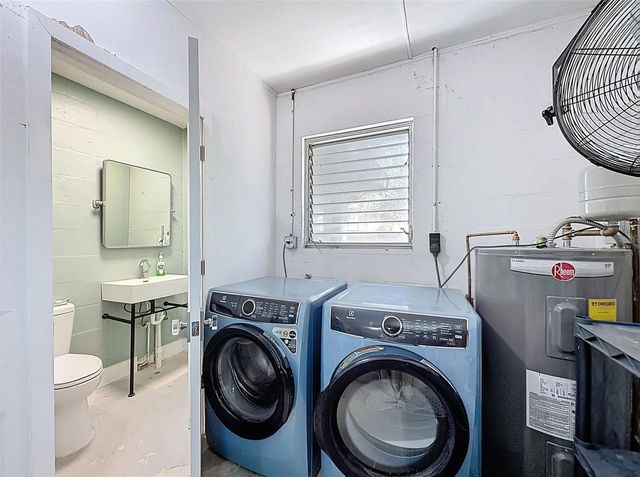 2269 CAROLYN DRIVE, Dunedin, FL 34698