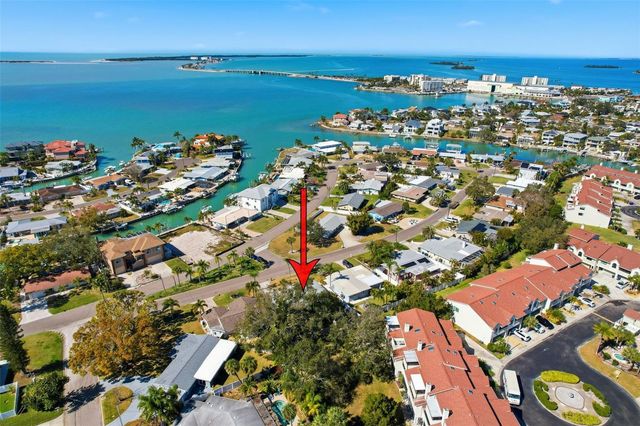 2269 CAROLYN DRIVE, Dunedin, FL 34698