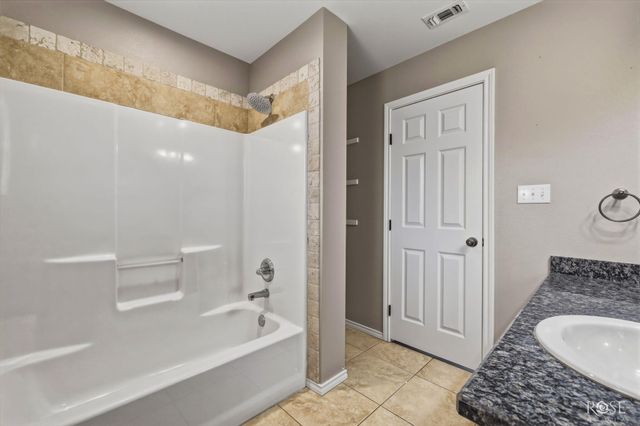 5805 Barrington Court, San Angelo, TX 76901