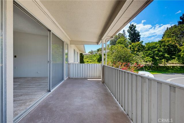 36 Calle Aragon O, Laguna Woods, CA 92637