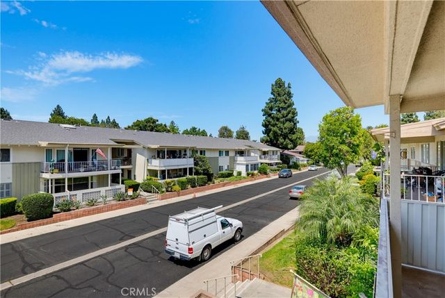 36 Calle Aragon O, Laguna Woods, CA 92637