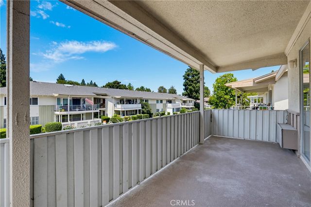 36 Calle Aragon O, Laguna Woods, CA 92637