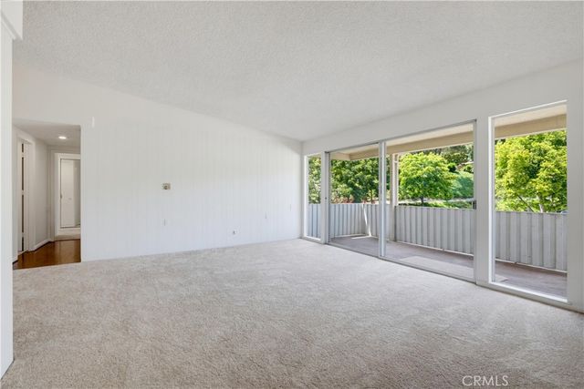 36 Calle Aragon O, Laguna Woods, CA 92637