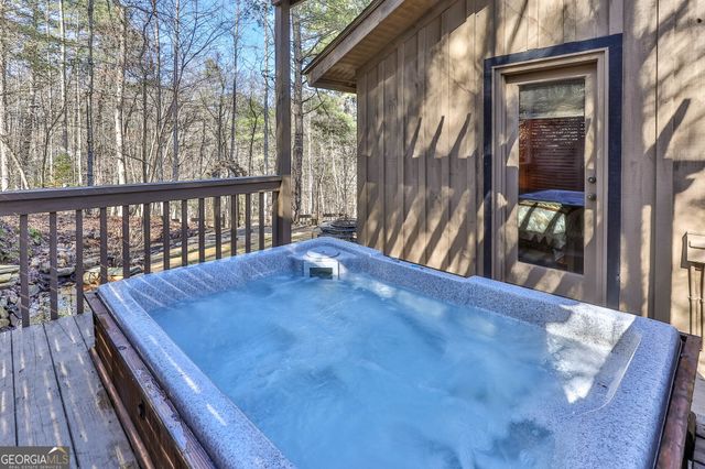 56 Olaf Court, Ellijay, GA 30540