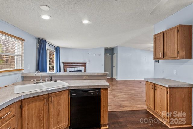 4216 Apex Drive, Maiden, NC 28650