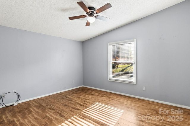 4216 Apex Drive, Maiden, NC 28650