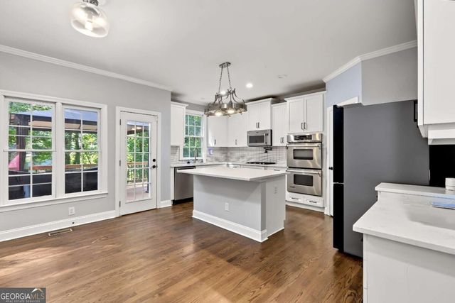 4912 Chimney Oaks Drive SE, Mableton, GA 30126