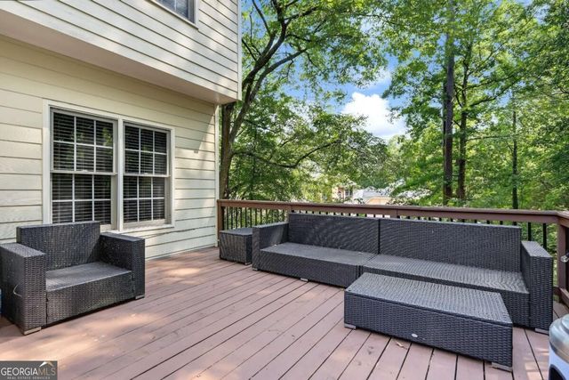 4912 Chimney Oaks Drive SE, Mableton, GA 30126