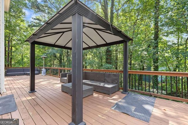 4912 Chimney Oaks Drive SE, Mableton, GA 30126
