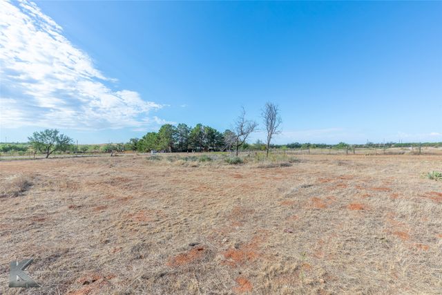 217 County Road 370, Sweetwater, TX 79556