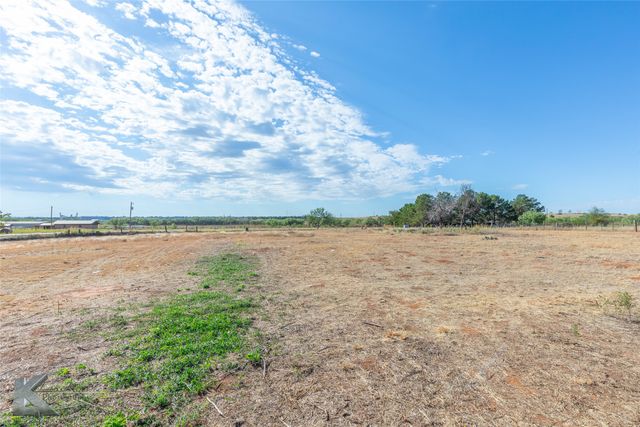 217 County Road 370, Sweetwater, TX 79556