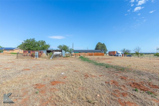 217 County Road 370, Sweetwater, TX 79556