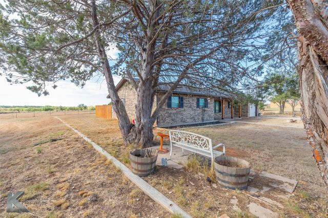 217 County Road 370, Sweetwater, TX 79556
