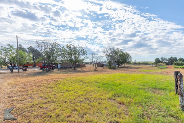 217 County Road 370, Sweetwater, TX 79556