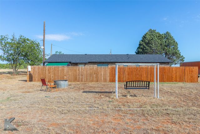 217 County Road 370, Sweetwater, TX 79556