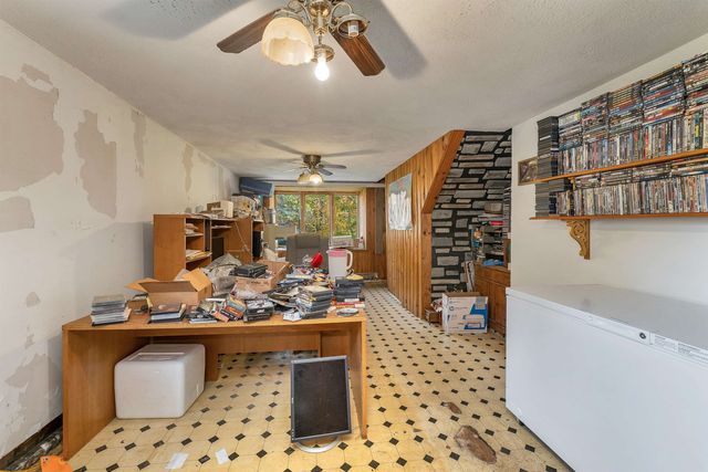 56 Prescott Heights Road, Hooksett, NH 03106