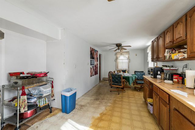 56 Prescott Heights Road, Hooksett, NH 03106