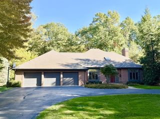3830 Harbor Point Drive, Norton Shores, MI 49441