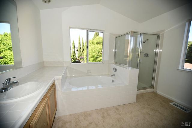 305 Mayfield Cir, Suisun City, CA 94585