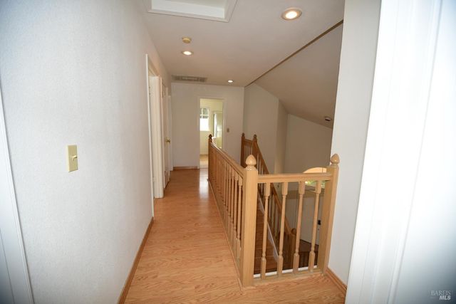 305 Mayfield Cir, Suisun City, CA 94585