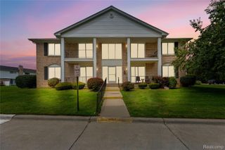 14200 Ivanhoe Drive 159, Sterling Heights, MI 48312