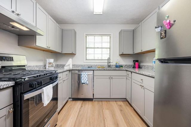 1105 Natchez Trace, Atlanta, GA 30350