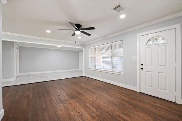 612 Alta Vista Drive, Pasadena, TX 77502