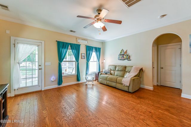 14 Chinaback Drive, Beaufort, SC 29907