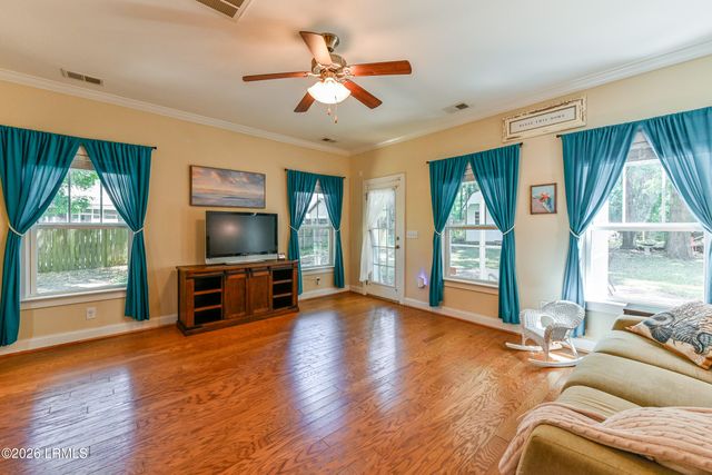 14 Chinaback Drive, Beaufort, SC 29907