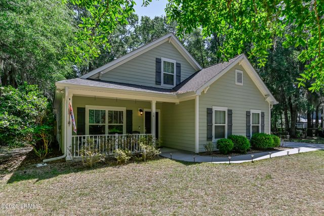14 Chinaback Drive, Beaufort, SC 29907