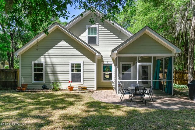14 Chinaback Drive, Beaufort, SC 29907