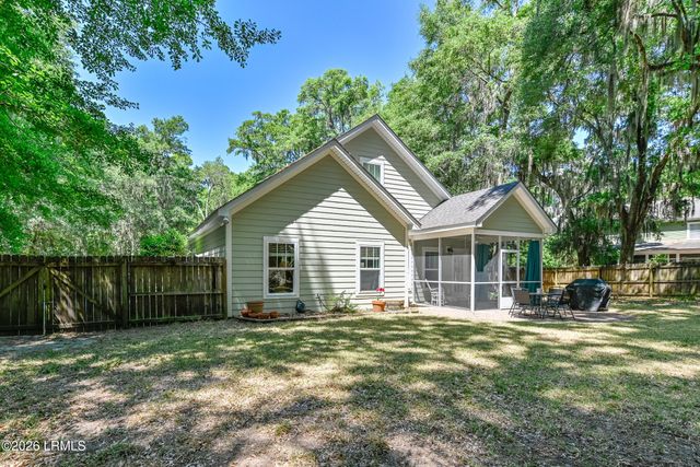 14 Chinaback Drive, Beaufort, SC 29907