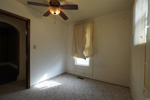 453 W Boone Street, Frankfort, IN 46041