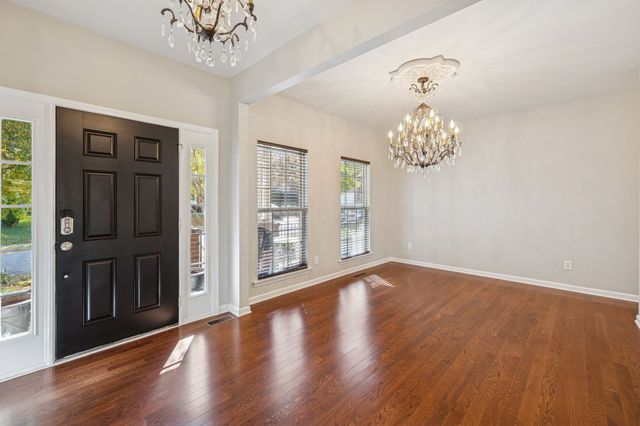 322 Forest Bend Dr, Mount Juliet, TN 37122