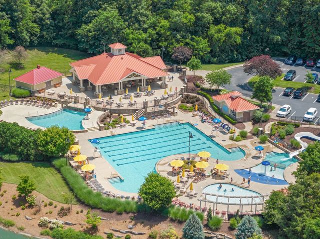 322 Forest Bend Dr, Mount Juliet, TN 37122