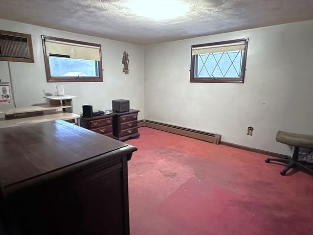 214 Sawdy Dr, Westport, MA 02790