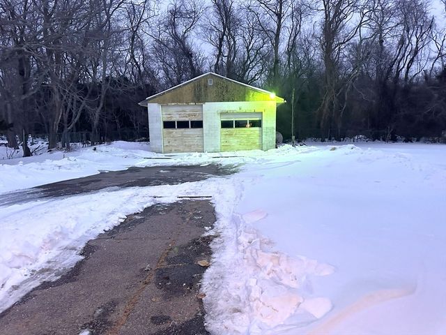 214 Sawdy Dr, Westport, MA 02790