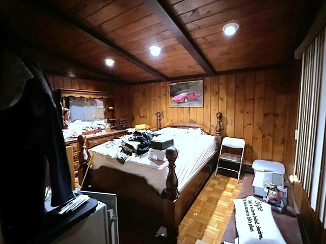 214 Sawdy Dr, Westport, MA 02790