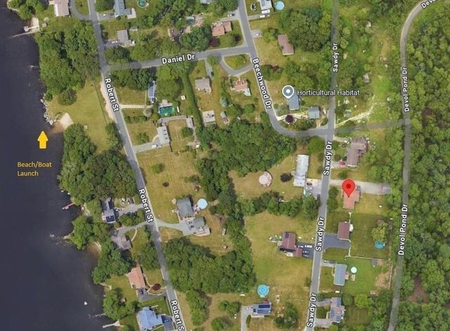 214 Sawdy Dr, Westport, MA 02790