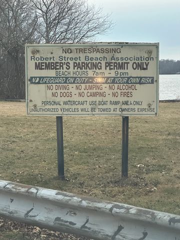 214 Sawdy Dr, Westport, MA 02790