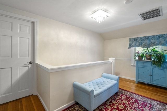 560 Worcester Street, Wellesley, MA 02481